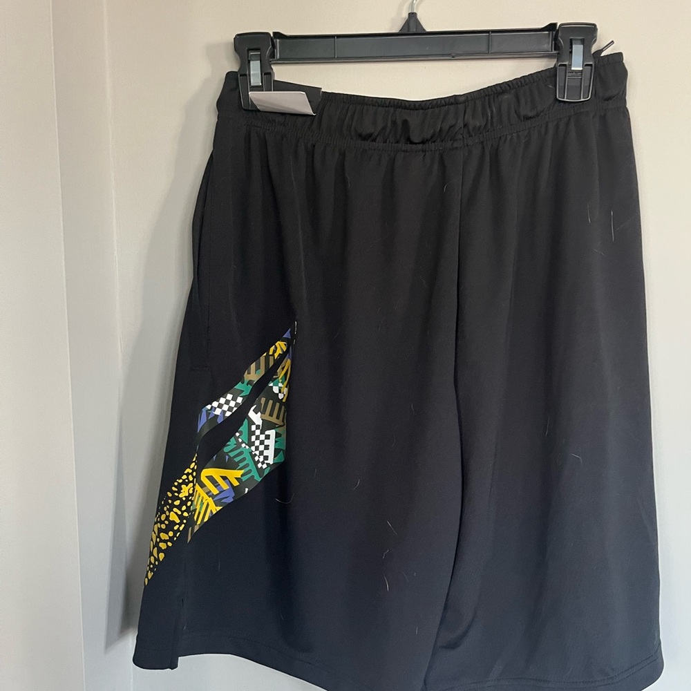 Men’s Nike dry, fit shorts, size medium